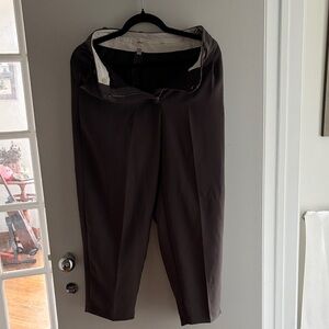 Aritzia Straight-Leg Pants in Gray